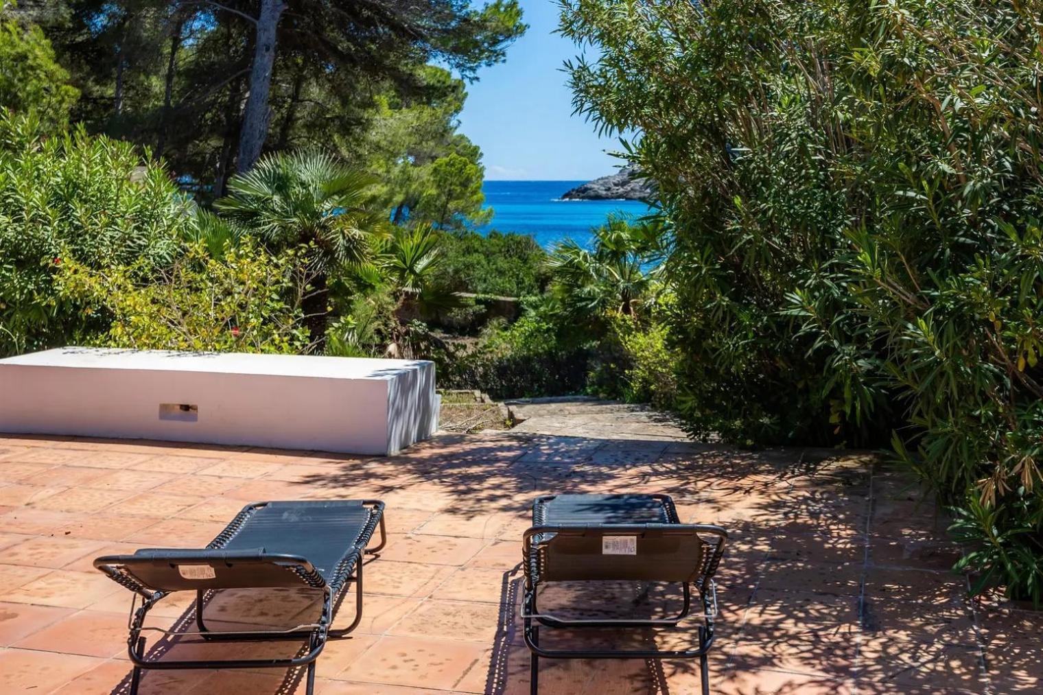 Casa Aladern On The Beach Mhm Font de sa Cala Exterior photo